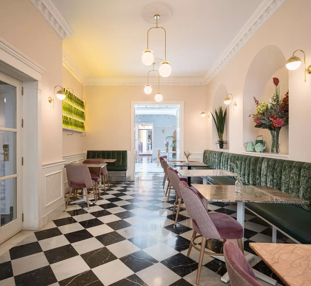 diseno-interior-reforma-halo-restaurante-REONDO-sevilla