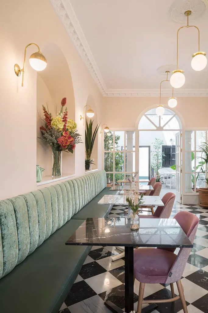 diseno-interior-reforma-halo-restaurante-REONDO-sevilla