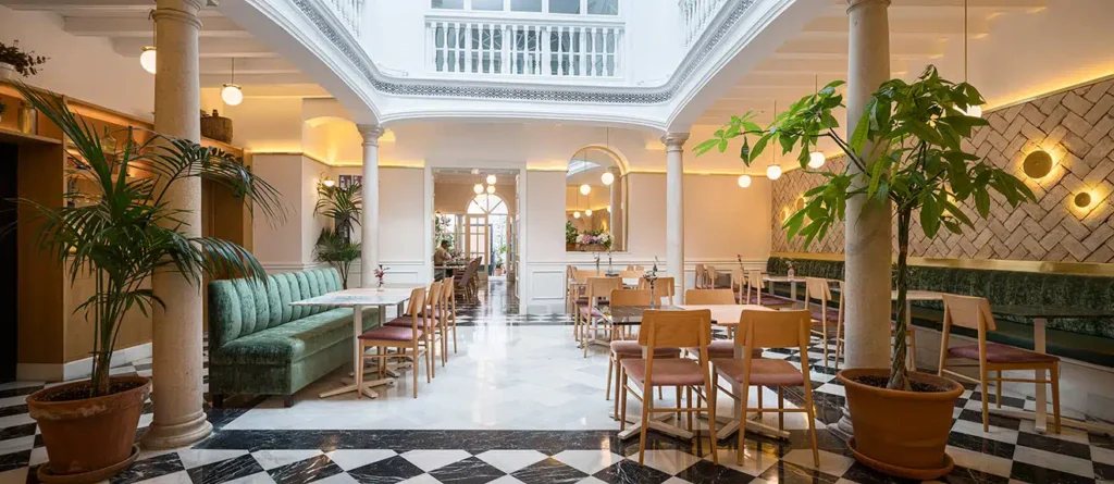 diseno-interior-reforma-halo-restaurante-REONDO-sevilla